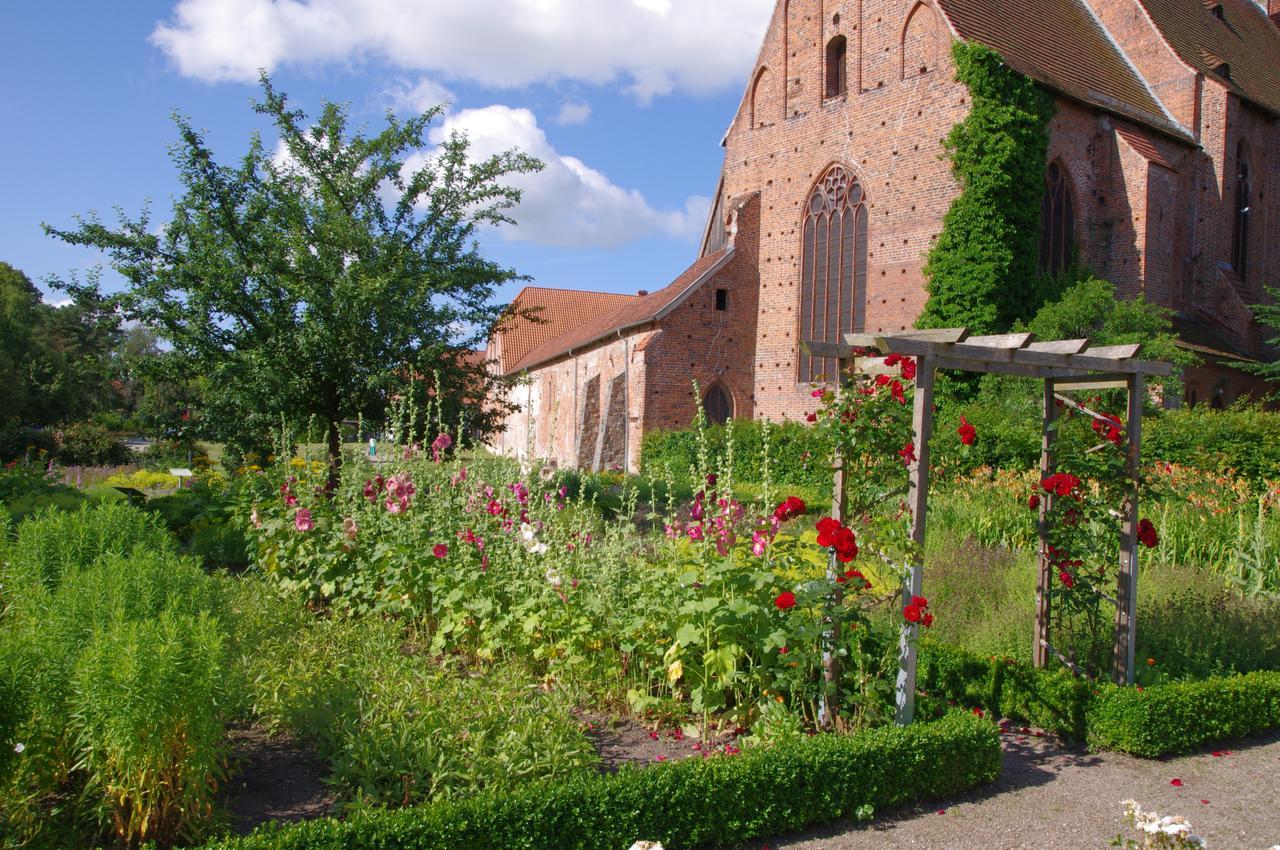 Gaestehaus 22 Am Klostergarten Rehna Exterior photo